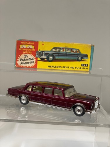 Corgi toys 247 mercedes benz - toys,