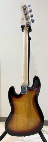 Squier affinity jazz bass - squier,