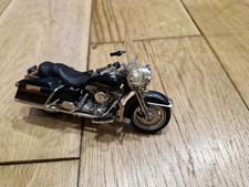 Maisto 1 18 Harley Davidson