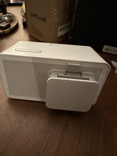 Old style docking - old, speaker