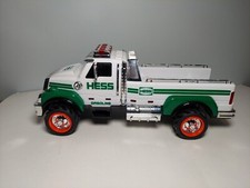 HESS 2011 Toy Tow Truck Flat
