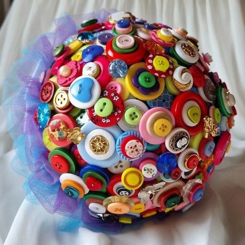 Button brooch wedding - button,