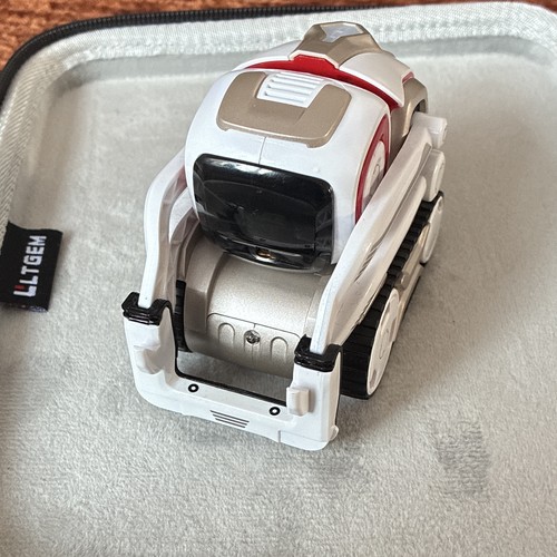 Anki cozmo robot - anki,