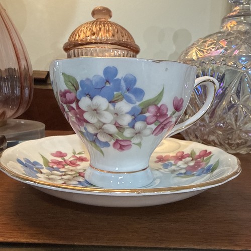 Colclough tea cup and - tea,