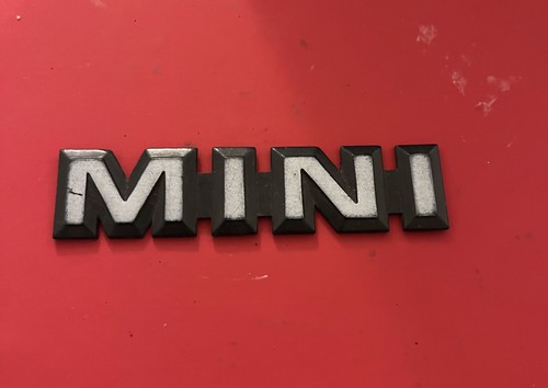 Classic mini boot badge - badge, austin