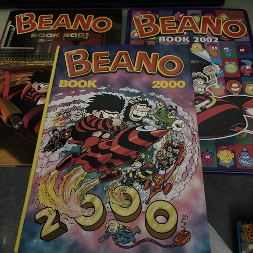 Beano book annuals 8 - book,