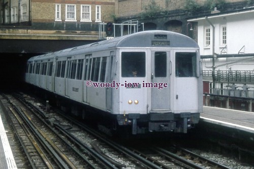 Pu3200 london underground - -,