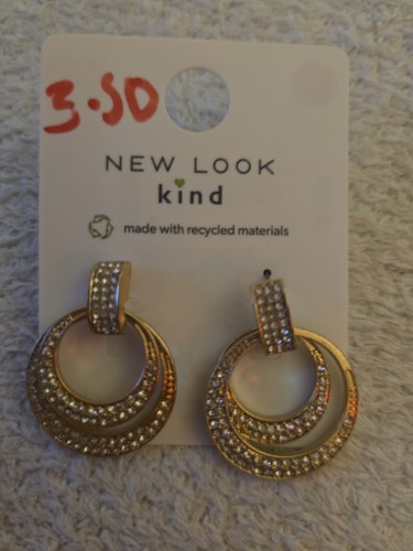 New look kind - look, gold
