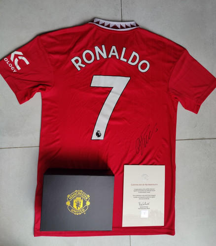 Cristiano ronaldo signed - cristiano,
