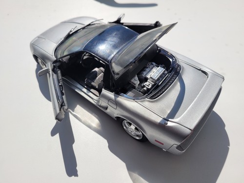 Revell scale diecast - diecast,