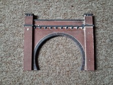 Double Tunnel Portal Resin OO