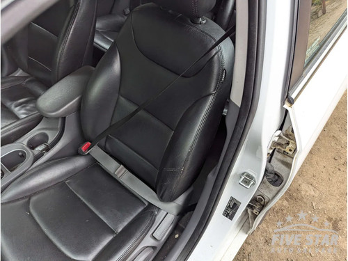 Hyundai ioniq front seat - hyundai,