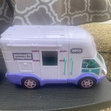 Children’s playset  RSPCA Mobile Vet Centre And 4x4 With Horse Trailer 