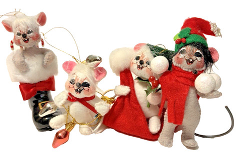 Annalee ornaments lot 4 - of,
