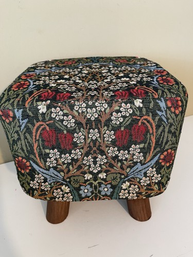 Square footstool with - square,