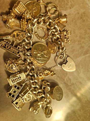 Charm bracelet william j - charm, by