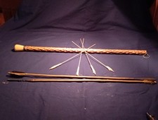 Wooden Ethnic Tribal Blowgun With 4 Arrows Ecuador South America/2 Tribal Arrows