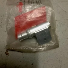 Lamp holder distributor