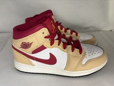 Nike Air Jordan 1 Mid Light