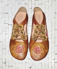 Unworn socofy leather floral - unworn,