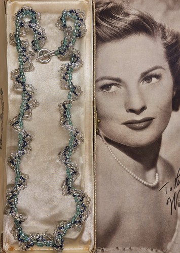Vintage necklace seed bead - necklace,