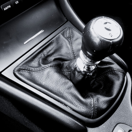 Gear shift gaiter with - gear, plastic