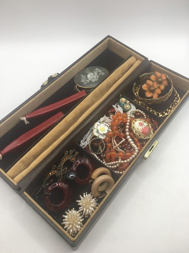 Job lot vintage jewellery - lot,