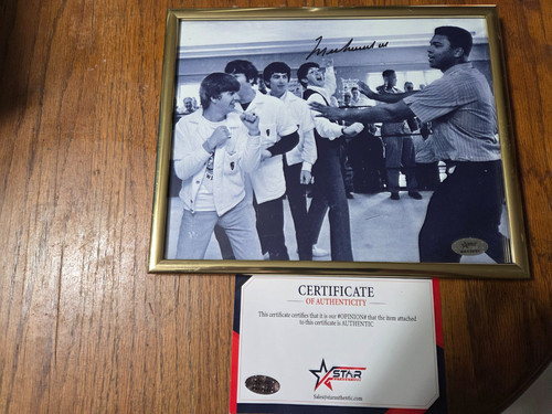 Autograph muhammad ali 5x7 w - autograph, b&w