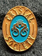 CRYSTAL SOCIETY CRYSTAL CRUISES LOYALTY PIN BADGE