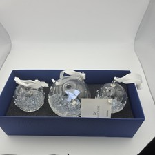 *READ* Swarovski Christmas