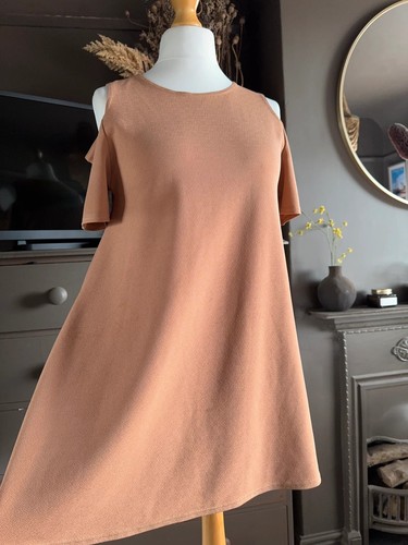 Boohoo camel cold - boohoo, shoulder