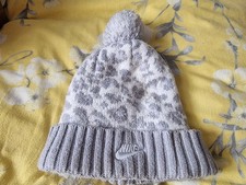 Nike Women's Winter Beanie Hat