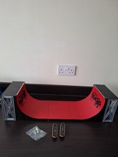 Sbego Finger Skateboard HalfPipe Playset For Skaters/Kids Skate Park