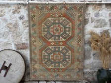 4'6" x 6'4" Traditional