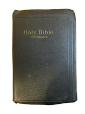 Holy Bible Vintage Concordance The World Syndicate Publishing Co.  KJV