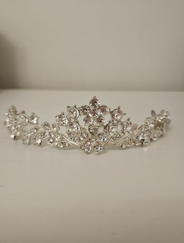 Wedding tiara bride