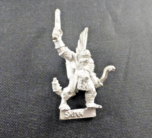 Lizardmen skinks champion bow - lizardmen,