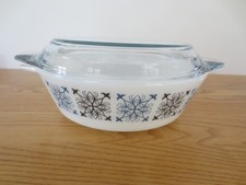 Pyrex Chelsea Pattern