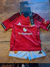 Full Manchester United Football Kit - 100% Genuine - 5-6 Years - Harry20 On Back