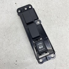 NISSAN NOTE E12 DOOR LOCK