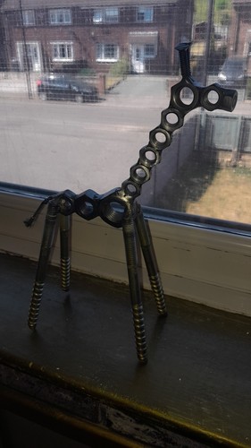 Giraffe scrap metal - scrap, art
