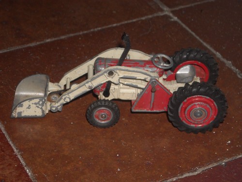 Corgi red cream massey - 53,