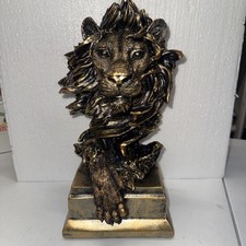 Lion Head Resin Sculpture