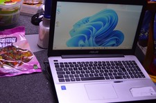 ASUS X555L 15.6" ( Core i3 4th