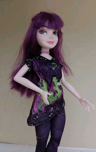 Disney descendants isle - descendants,