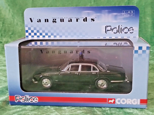 Vanguards corgi police car - ,