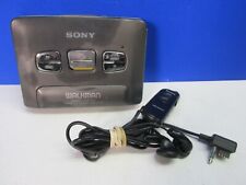 WORKING vintage SONY WALKMAN
