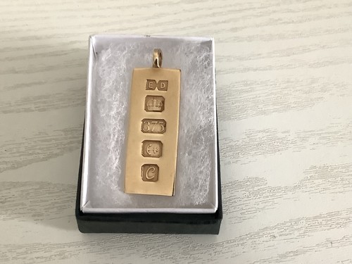 Qeii fully hallmarked 9ct - qeii,