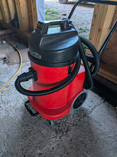 Numatic corded wet dry - numatic,
