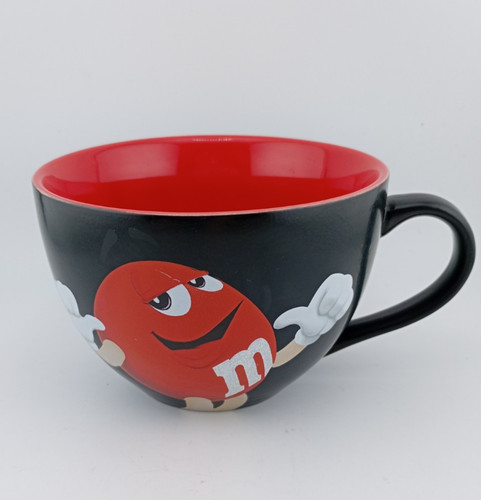 Large world m red - m,